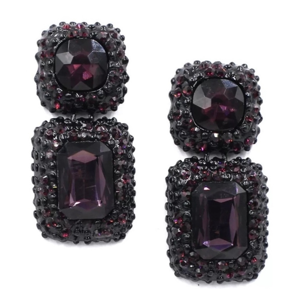 Stunning Vintage-Style Simulated Amethyst Earrings.NWT